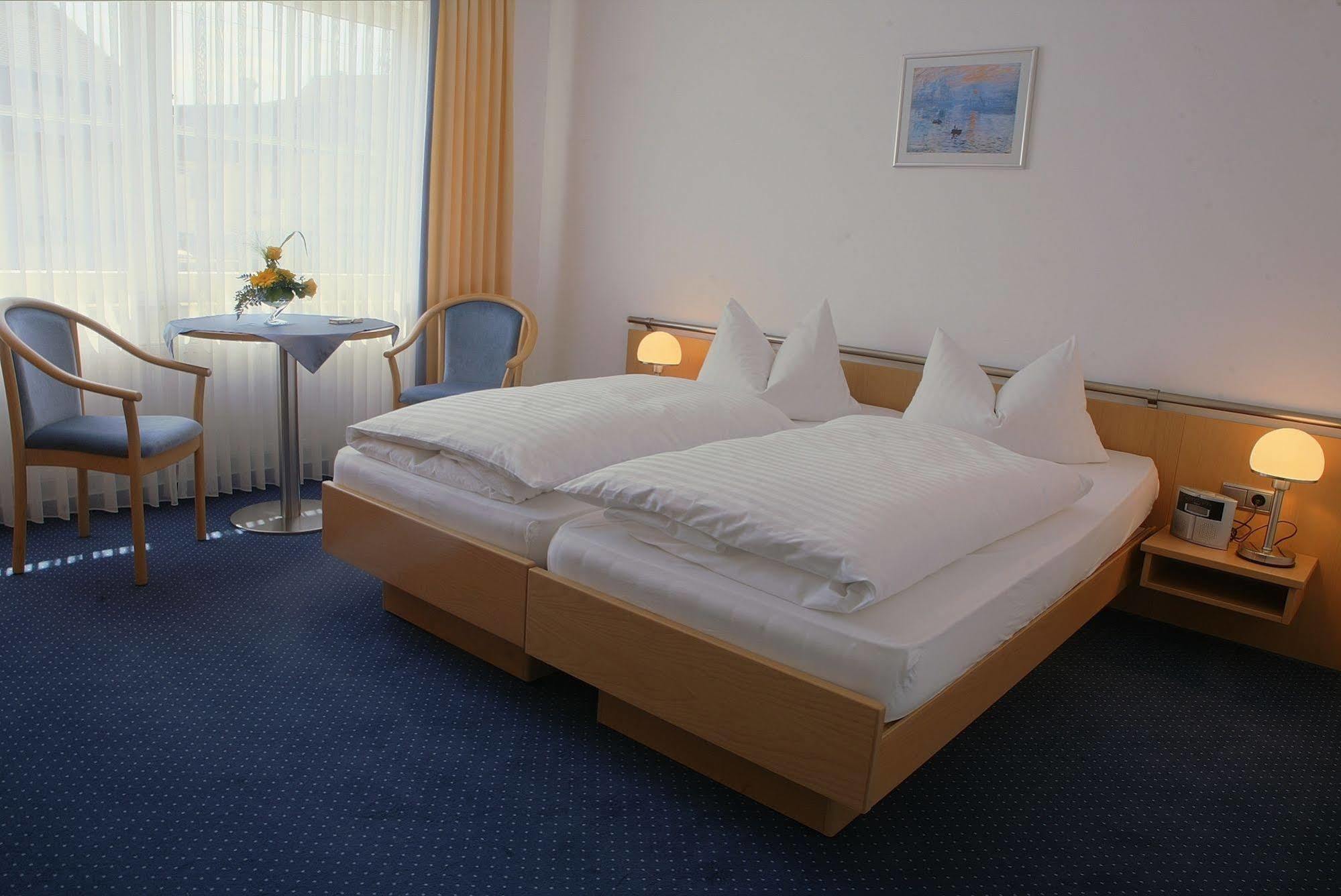 Hotel Retterath Am Nuerburgring Wiesemscheid ภายนอก รูปภาพ